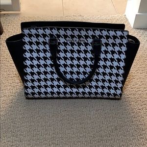 Michael Kors Black and White bag